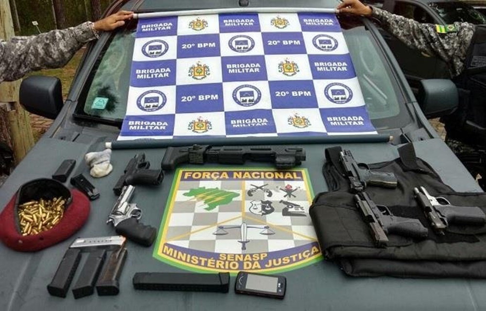 Ir para  <p>A For&ccedil;a Nacional de Seguran&ccedil;a P&uacute;blica (FNSP) interveio em dois confrontos entre fac&ccedil;&otilde;es rivais nesse s&aacute;bado em Porto Alegre. Um dos incidentes ocorreu na avenida Juscelino...